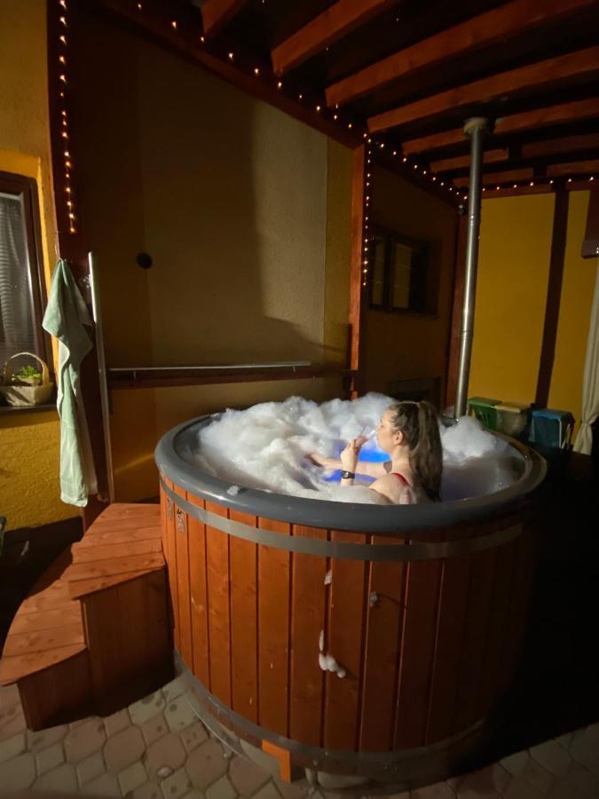 Hotel Privat U Zdenky à Tvrdosin Extérieur photo